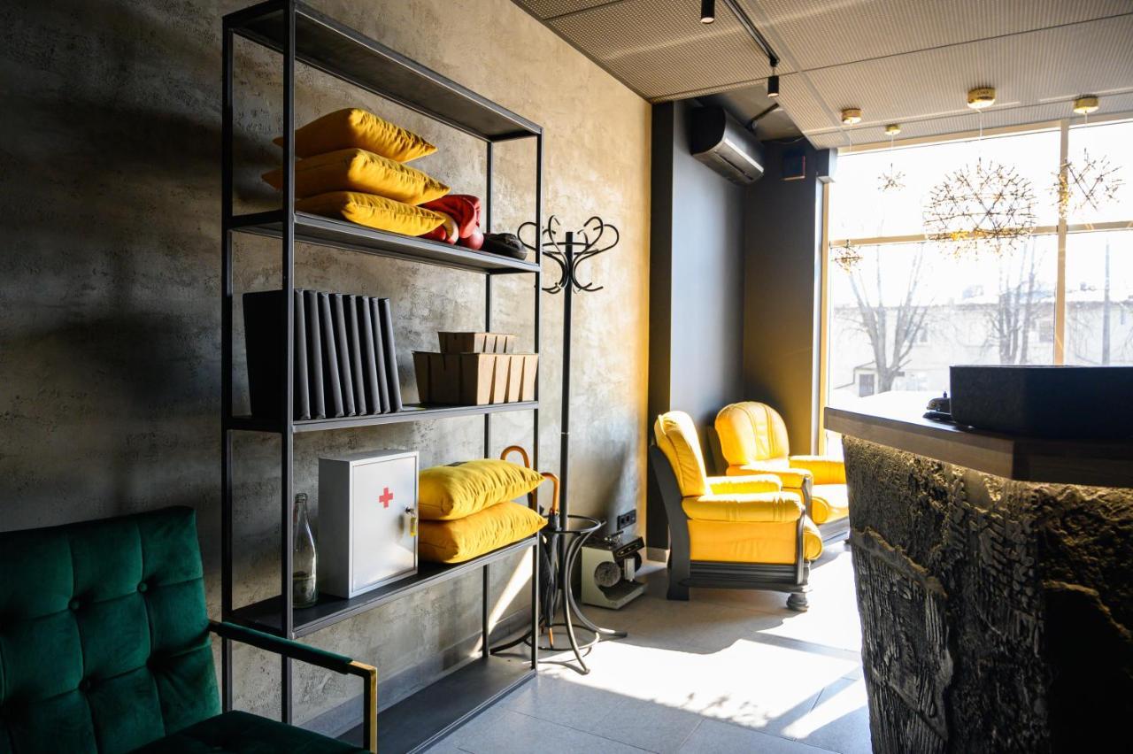 Space Apart Hotel Lutsk Exterior photo