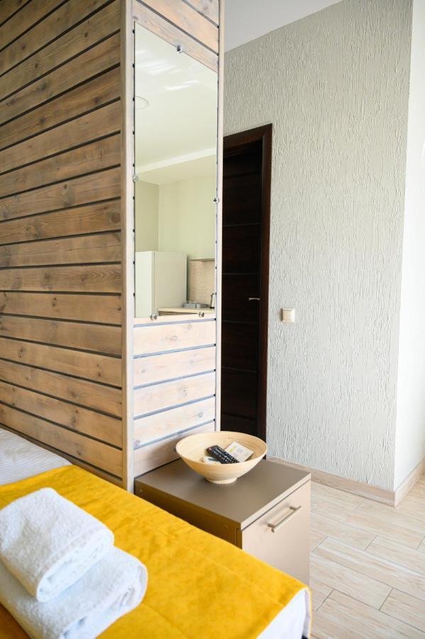 Space Apart Hotel Lutsk Exterior photo