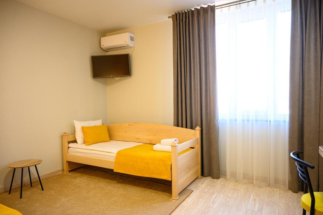 Space Apart Hotel Lutsk Exterior photo