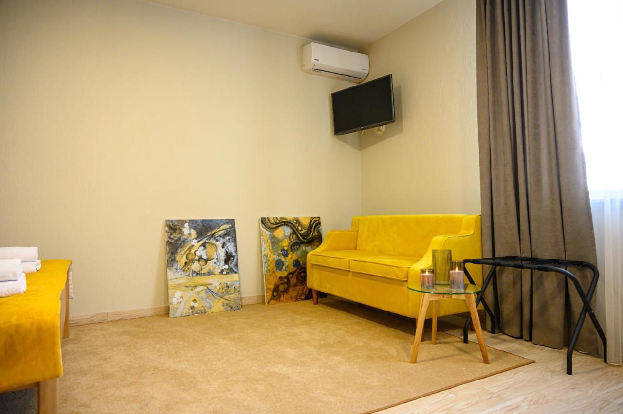 Space Apart Hotel Lutsk Exterior photo