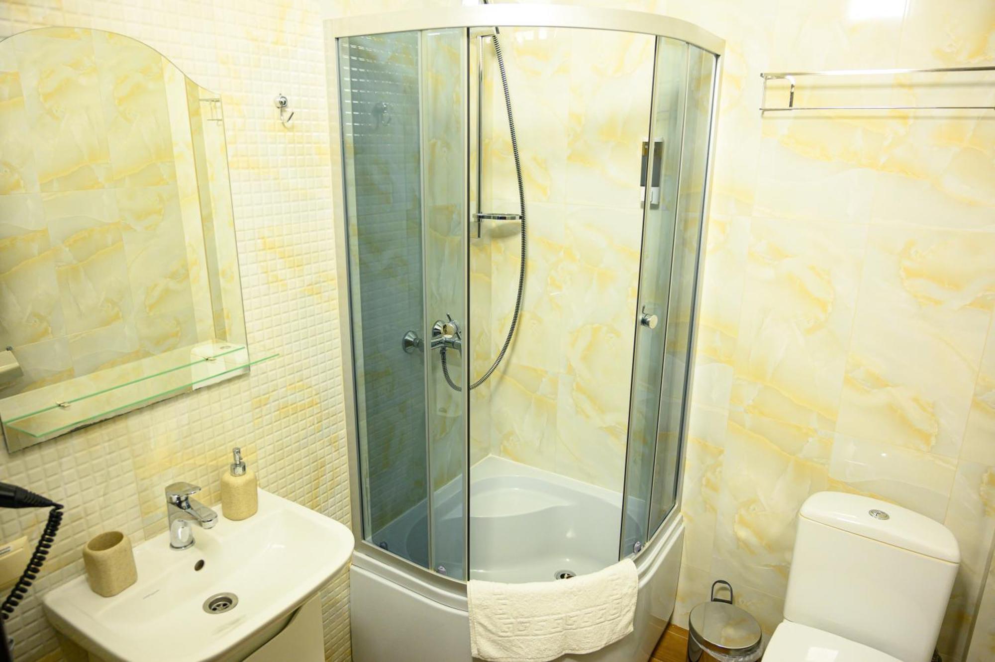 Space Apart Hotel Lutsk Exterior photo